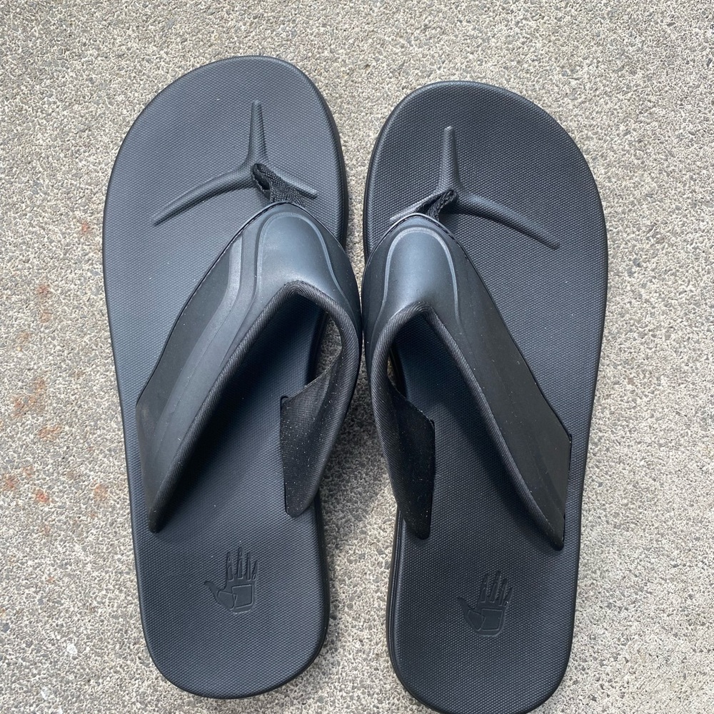 NWOT ✨ BODY GLOVE Women’s Black Flip Flops | Size 8